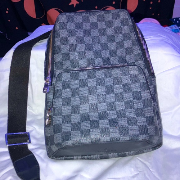 Louis Vuitton Damier Graphite- Avenue Sling Bag(Male/Unisex) - Picture 1 of 3